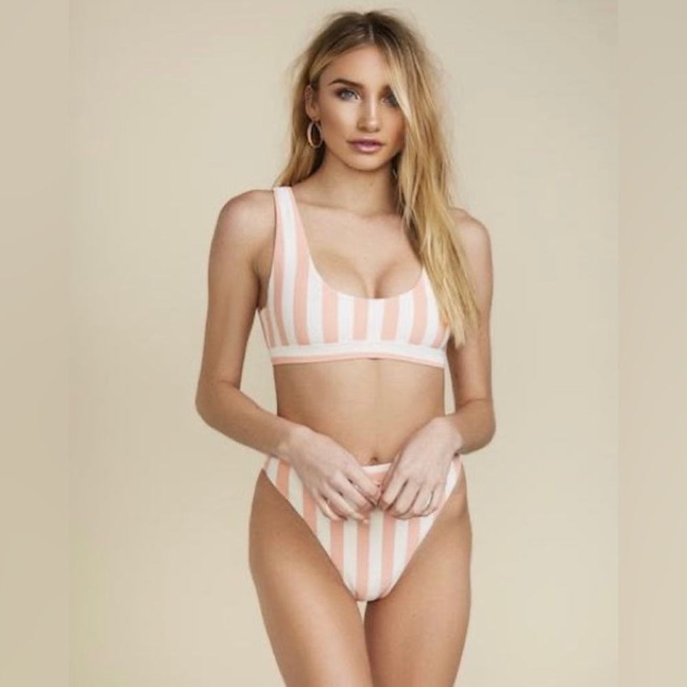 Dippin daisys cheeky Bikini Set in coral pink and Cream